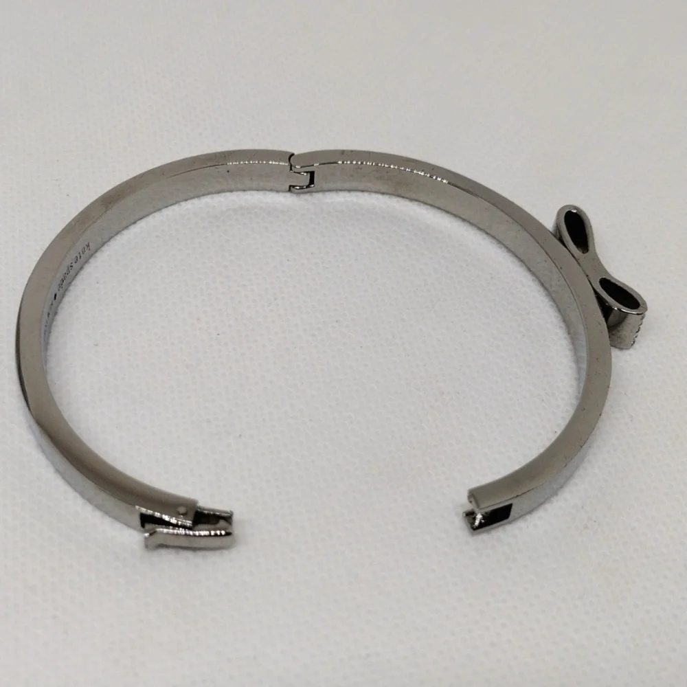 Kate Spade Ready Set Bow‎ Silvertone Crystal Bangle Bracelet